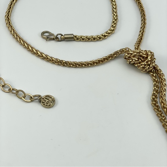 Lilly Pulitzer Gold Belle Tassel Necklace Rope Chain Logo Charm - Picture 7 of 8